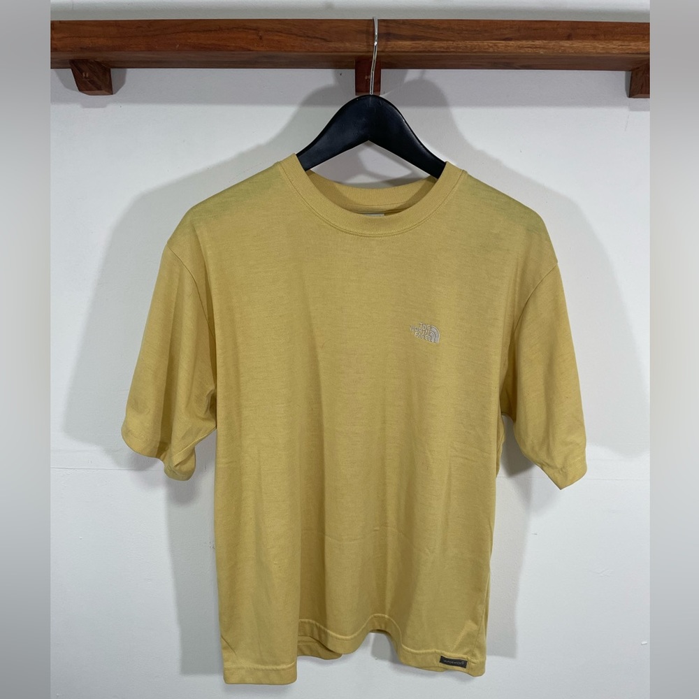 North Face - Yellow Vapor Wick Shirt Men’s Large